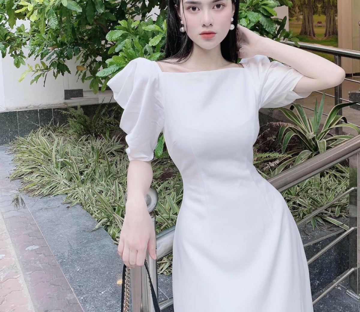 Váy trắng dài Đầm Trắng Đen Dài Tay Phồng Ôm Eo Phong Cách Hàn Quốc Thời  Trang Thanh Lịch  Shopee Việt Nam