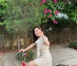 Đầm Nơ Cổ Chít Eo