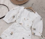 Đầm Thêu Hoa cổ vuông