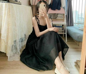 Chiếc đầm dây babydoll