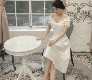 Đầm trễ vai cách điệu