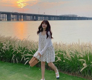 Sét hoa xinh kèm khoác cực xinh