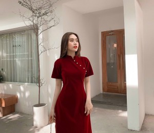 Sườn xám diện Tết