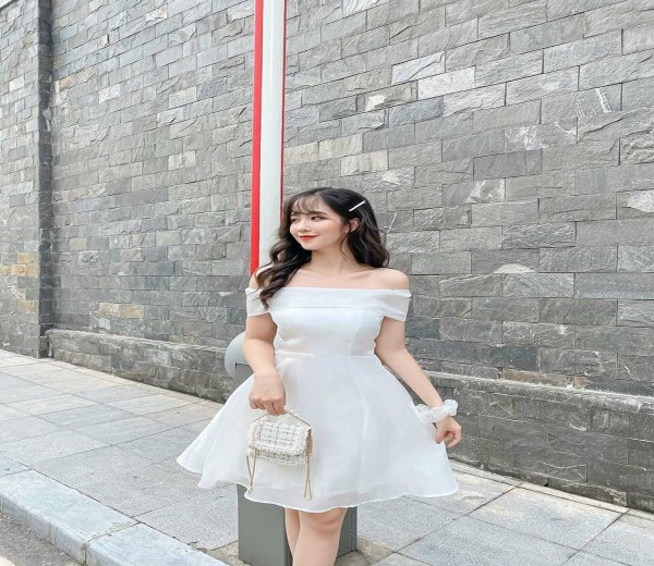 Đầm Công Chúa Trễ Vai 